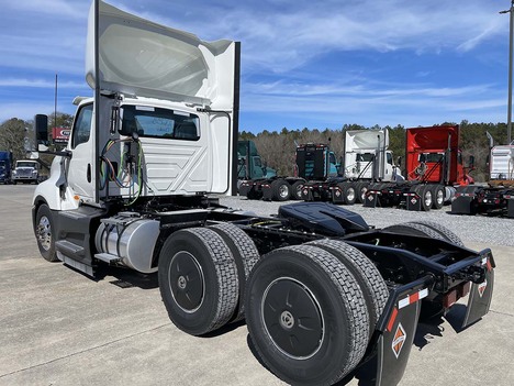 NEW 2025 INTERNATIONAL LT DAYCAB TRUCK #3604-4