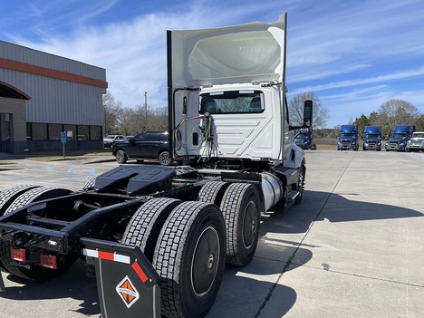 NEW 2025 INTERNATIONAL LT DAYCAB TRUCK #3604-5