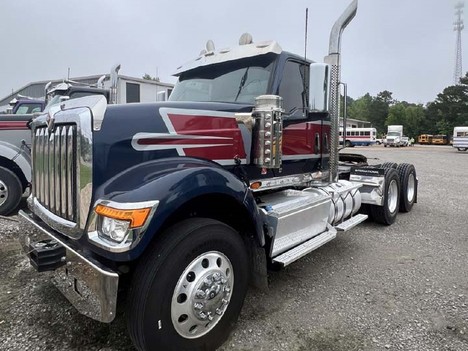 USED 2023 INTERNATIONAL HX 520 DAYCAB TRUCK #3671-2