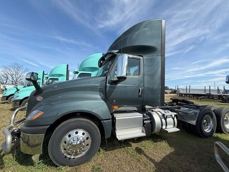 NEW 2025 INTERNATIONAL LT 625 DAYCAB TRUCK #3700-1