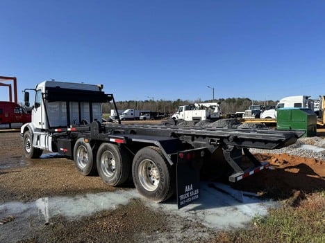 USED 2013 VOLVO VHD ROLL-OFF TRUCK #3712-3