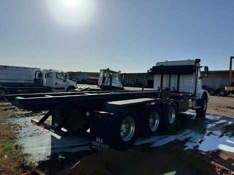 USED 2013 VOLVO VHD ROLL-OFF TRUCK #3712-4