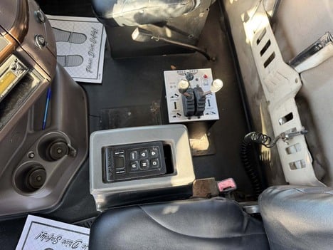 USED 2013 VOLVO VHD ROLL-OFF TRUCK #3712-6