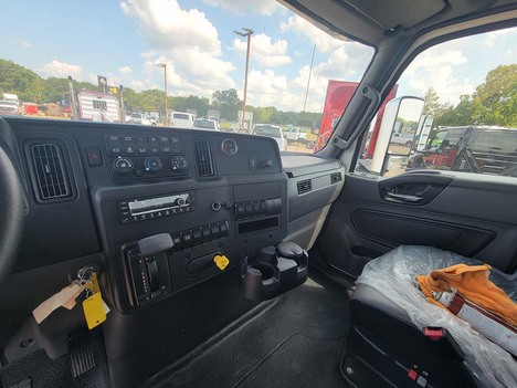 NEW 2025 INTERNATIONAL MV ROLLBACK TOW TRUCK #3715-10