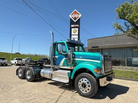 NEW 2026 INTERNATIONAL HX 520 DAYCAB TRUCK #3722-1
