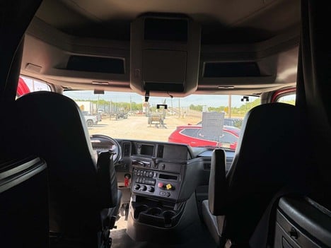 USED 2018 INTERNATIONAL LT SLEEPER TRUCK #3723-7