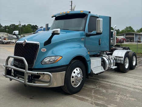 USED 2025 INTERNATIONAL LT 625 DAYCAB TRUCK #3730-2
