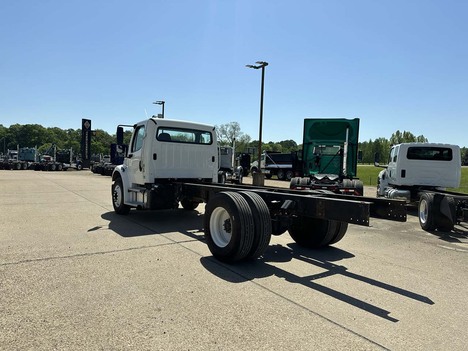 USED 2018 FREIGHTLINER M2 106 CAB CHASSIS TRUCK #3735-5
