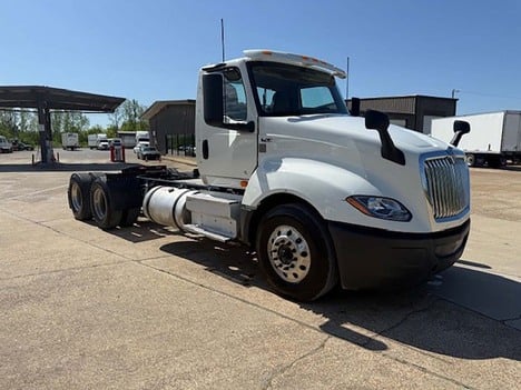 USED 2022 INTERNATIONAL LT 625 DAYCAB TRUCK #3736-7
