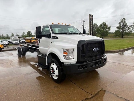 NEW 2025 FORD F-750 MEDIUM DUTYTRUCK #3750-4
