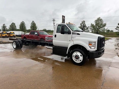 NEW 2025 FORD F-750 MEDIUM DUTYTRUCK #3750-5
