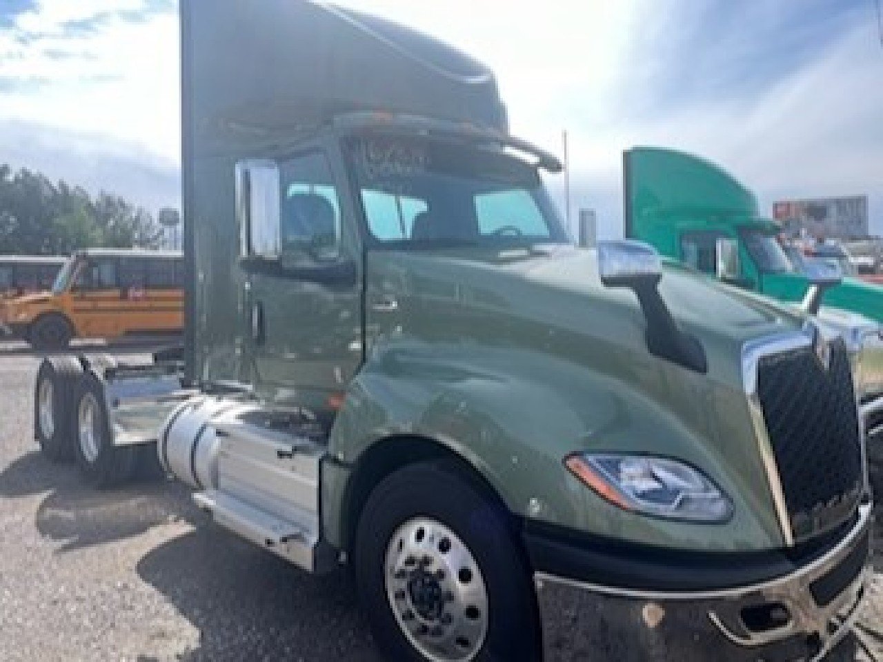 NEW 2025 INTERNATIONAL LT 625 DAYCAB TRUCK #3780
