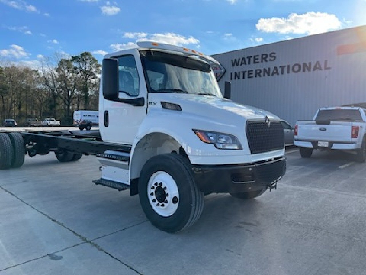 NEW 2026 INTERNATIONAL MV CAB CHASSIS TRUCK #3785