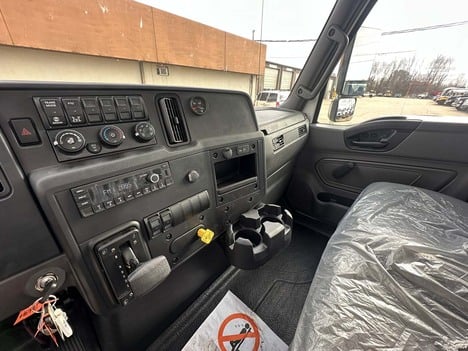 NEW 2026 INTERNATIONAL MV CAB CHASSIS TRUCK #3786-10