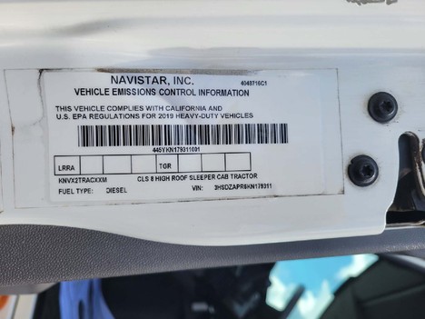 USED 2019 INTERNATIONAL LT 625 SLEEPER TRUCK #3801-12