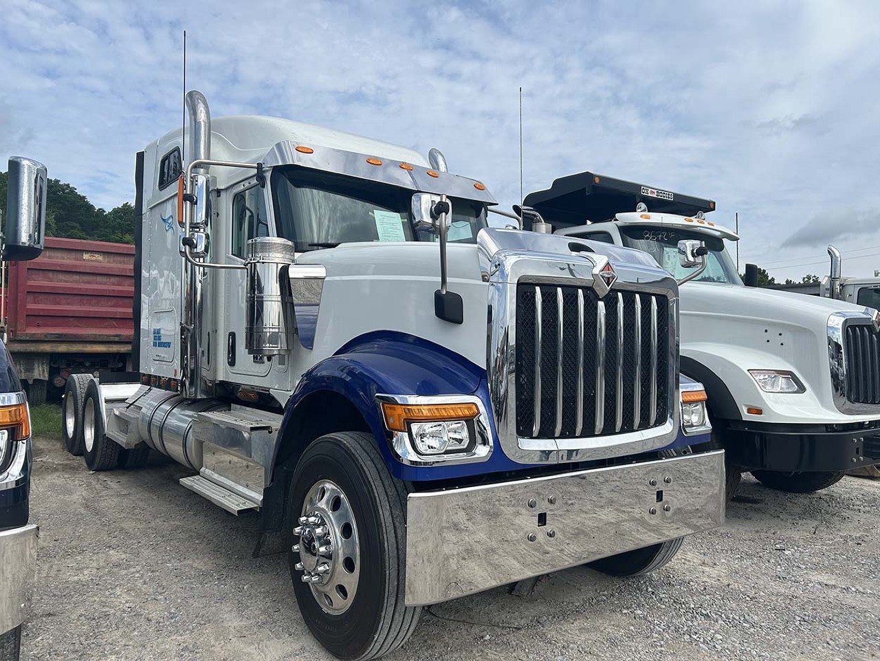 USED 2021 INTERNATIONAL HX 520 SLEEPER TRUCK #3809