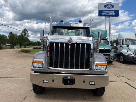 USED 2024 INTERNATIONAL HX 520 DAYCAB TRUCK #3810-8