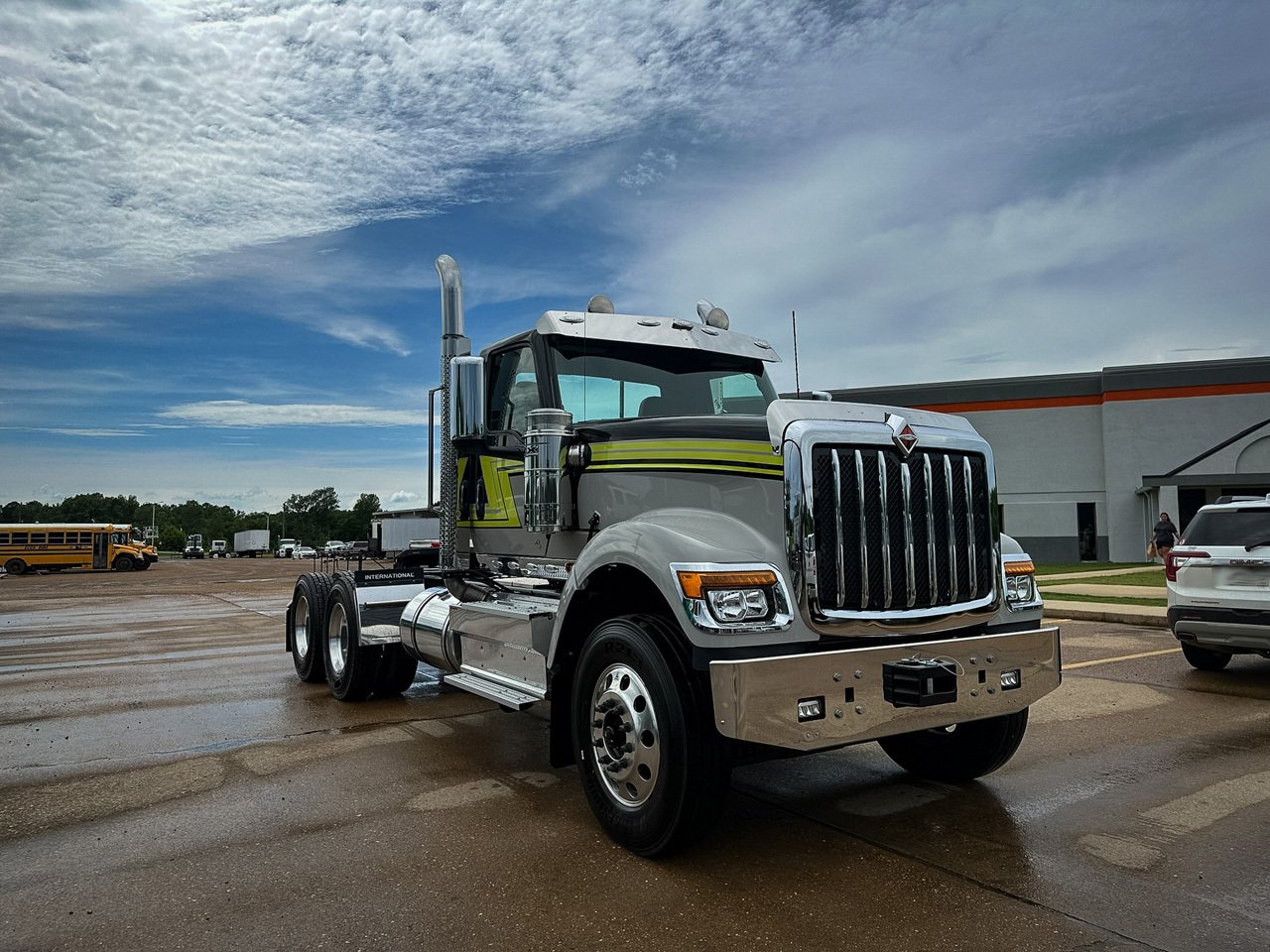 NEW 2026 INTERNATIONAL HX 520 DAYCAB TRUCK #3819