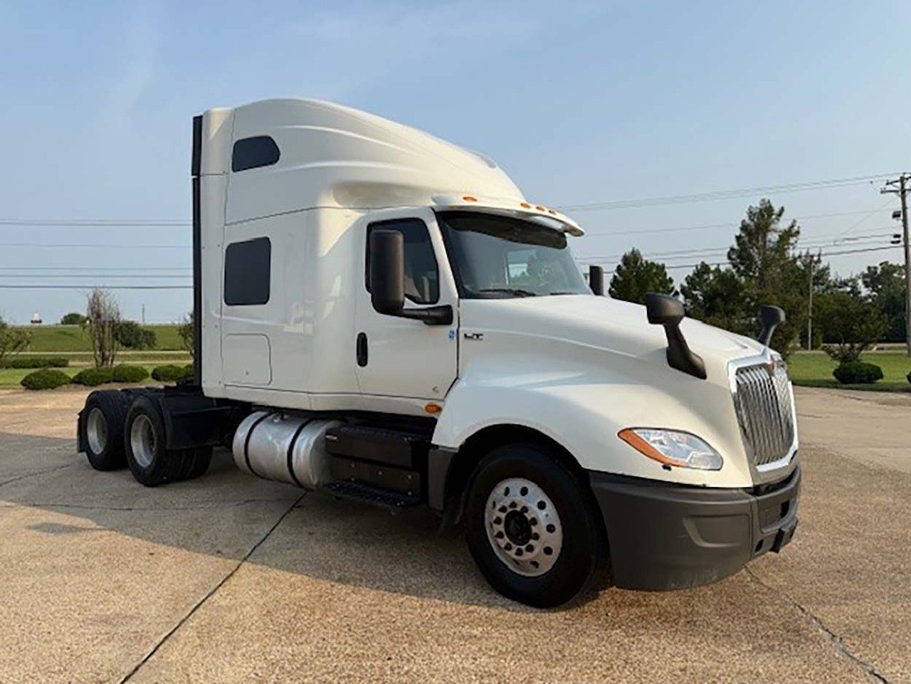 USED 2022 INTERNATIONAL LT 625 SLEEPER TRUCK #3821