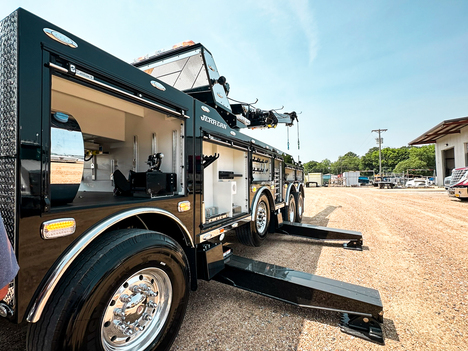 NEW 2024 KENWORTH W990 WRECKER TRUCK #3826-2