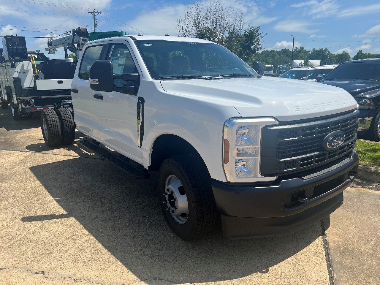 NEW 2024 FORD F-350 CAB CHASSIS TRUCK #3832