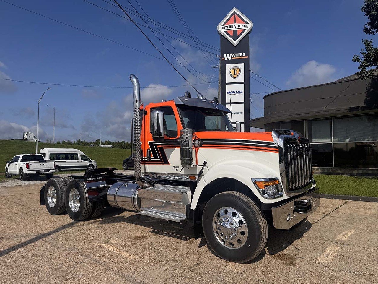 NEW 2026 INTERNATIONAL HX 520 DAYCAB TRUCK #3848