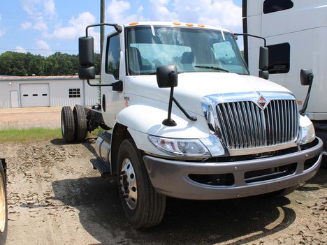 USED 2020 INTERNATIONAL MV CAB CHASSIS TRUCK #3854-1