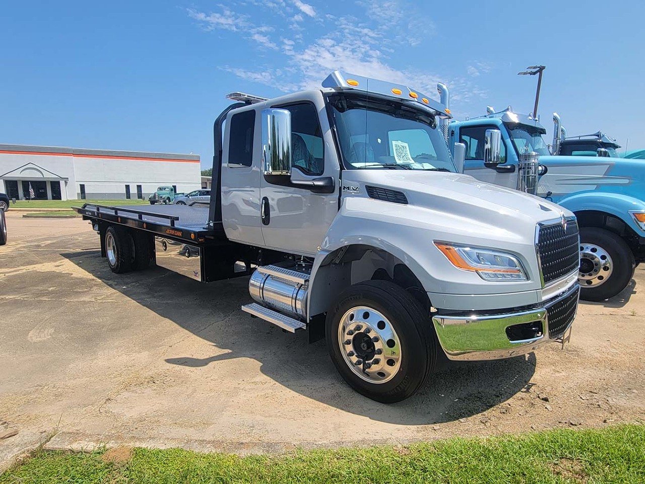 NEW 2026 INTERNATIONAL MV ROLLBACK TOW TRUCK #3859