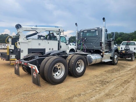 NEW 2026 INTERNATIONAL HX 520 DAYCAB TRUCK #3860-5