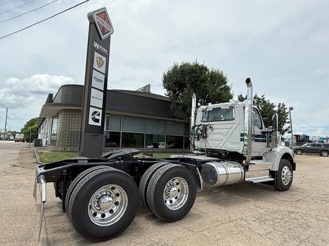 NEW 2026 INTERNATIONAL HX 520 DAYCAB TRUCK #3881-5