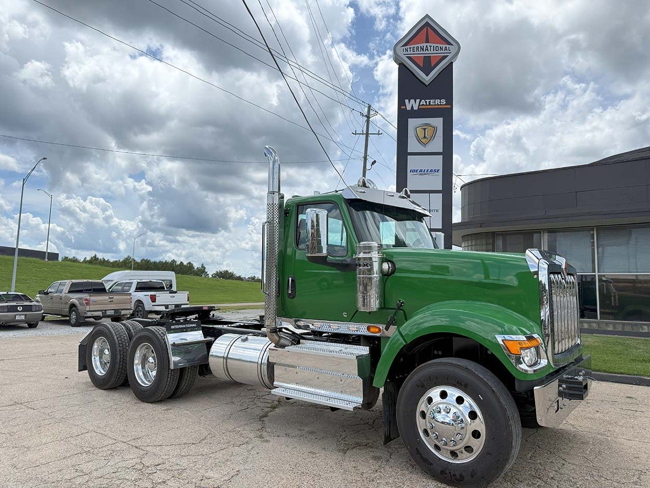 NEW 2026 INTERNATIONAL HX 520 DAYCAB TRUCK #3882