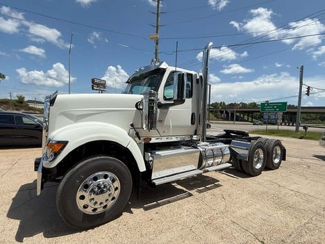 NEW 2026 INTERNATIONAL HX 520 DAYCAB TRUCK #3886-3