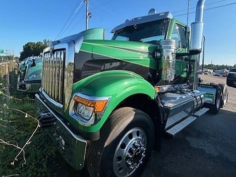 NEW 2025 INTERNATIONAL HX 520 DAYCAB TRUCK #3887-4