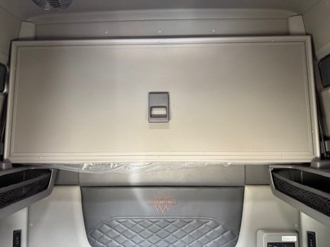 NEW 2026 INTERNATIONAL LT 625 SLEEPER TRUCK #3902-15
