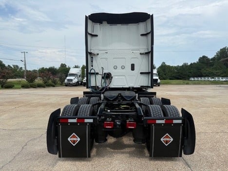 NEW 2026 INTERNATIONAL LT 625 SLEEPER TRUCK #3902-6
