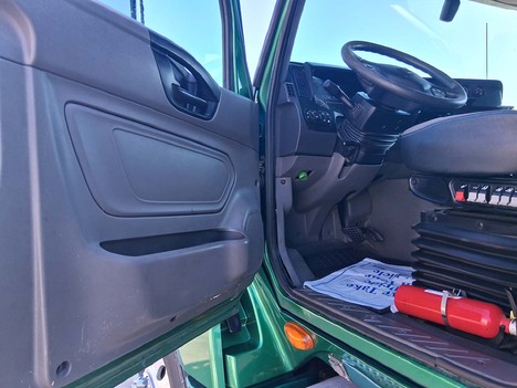 USED 2019 INTERNATIONAL LT 625 SLEEPER TRUCK #3924-8