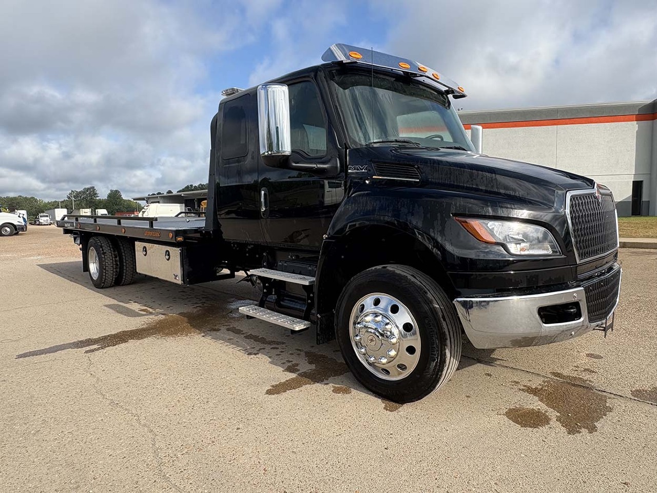 NEW 2025 INTERNATIONAL MV ROLLBACK TOW TRUCK #3939