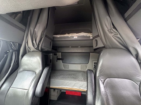 USED 2024 INTERNATIONAL LONESTAR SLEEPER TRUCK #3951-8