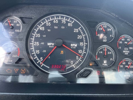 USED 2021 INTERNATIONAL HX 520 DAYCAB TRUCK #3952-9