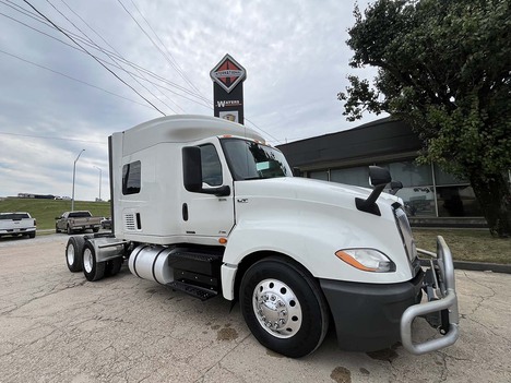 USED 2020 INTERNATIONAL LT 625 SLEEPER TRUCK #3954-1