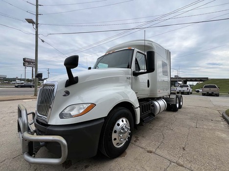 USED 2020 INTERNATIONAL LT 625 SLEEPER TRUCK #3954-6