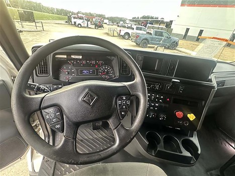 USED 2020 INTERNATIONAL LT 625 SLEEPER TRUCK #3971-9