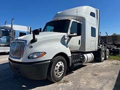 USED 2019 INTERNATIONAL LT 625 SLEEPER TRUCK #3973-4