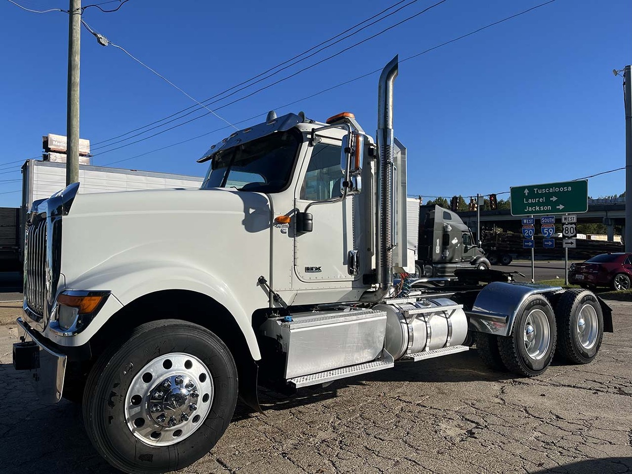 USED 2020 INTERNATIONAL HX 520 DAYCAB TRUCK #4000