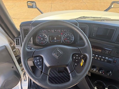 USED 2020 INTERNATIONAL LT 625 DAYCAB TRUCK #4003-11