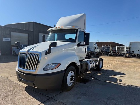USED 2020 INTERNATIONAL LT 625 DAYCAB TRUCK #4003-3