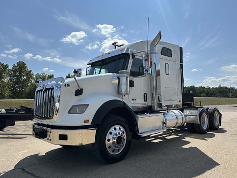 USED 2019 INTERNATIONAL HX 620 SLEEPER TRUCK #4023-3
