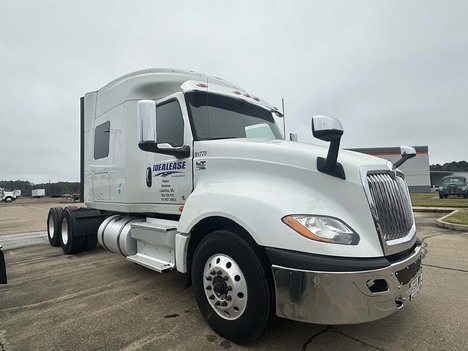 USED 2019 INTERNATIONAL LT 625 SLEEPER TRUCK #4024-3