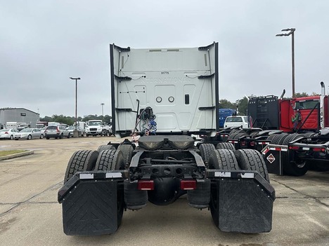 USED 2019 INTERNATIONAL LT 625 SLEEPER TRUCK #4024-4