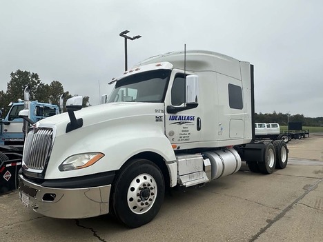 USED 2019 INTERNATIONAL LT 625 SLEEPER TRUCK #4024-7